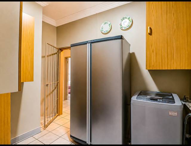 4 BEDROOM HOUSE FOR SALE IN LYTTELTON MANOR